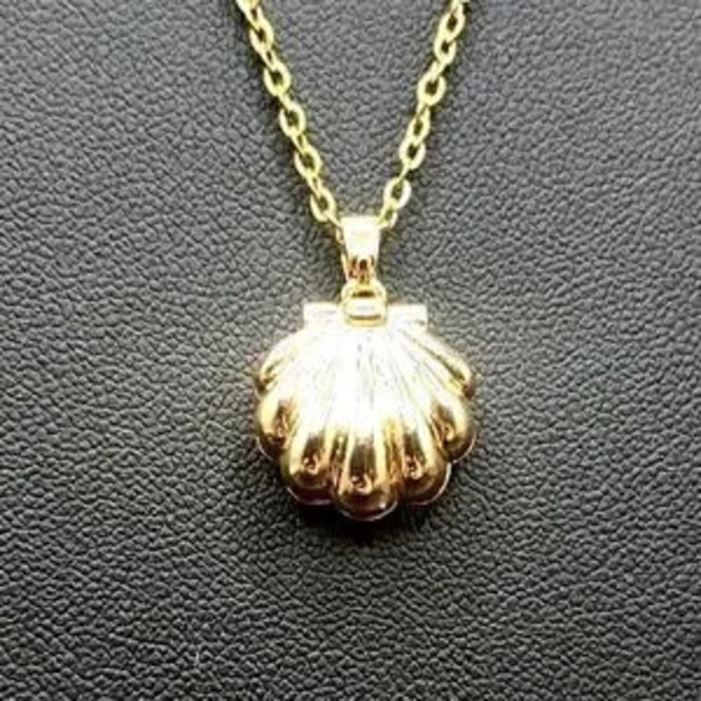 Gold Tone Necklace w/ Seashell Pearl Locket Women's Valentine's Birthday Gift